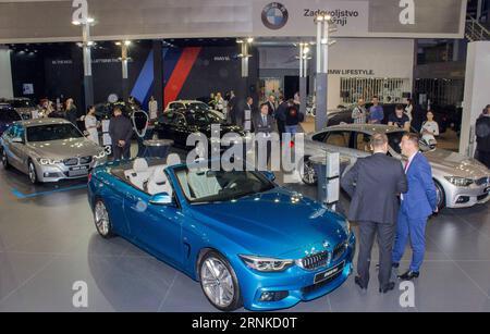 (170324) -- BELGRAD, 24. März 2017 -- Besucher besuchen die 53. Belgrad Car Show in Belgrad, Serbien, am 23. März 2017. Die 53. Belgrader Automobilausstellung mit 34 Automobilmarken wurde am Donnerstag auf der Belgrader Messe eröffnet. ) (Zhf) SERBIEN-BELGRAD-CAR SHOW NemanjaxCabric PUBLICATIONxNOTxINxCHN Belgrad 24. März 2017 Prominente besuchen die 53 Belgrade Car Show in Belgrad Serbien AM 23. März 2017 die 53 Belgrade Car Show mit 34 Automobilmarken AUF DER Belgrade Messe eröffnet AM Donnerstag zhf Serbien Belgrad Car Show NemanjaxCabric PUBLxNICTIOxCHN Stockfoto