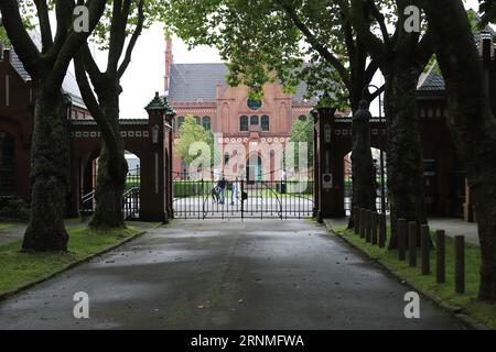 Dortmund, Deutschland. September 2023. Die Zeche Zollern in Dortmund ist derzeit Ausstellungsort der Ausstellung „das ist kolonial“. Im LWL-Museum Zeche Zollern wird „das ist kolonial“ seit Frühjahr als Ausstellungswerkstatt betrieben, mit der Besonderheit, dass der Raum jeden Samstag vier Stunden lang für Schwarze und Farbige als so genannter sicherer Raum reserviert ist. Seit einigen Tagen ist das Museum mit einer Vielzahl von Kommentaren konfrontiert. Quelle: Sascha Thelen/dpa/Alamy Live News Stockfoto