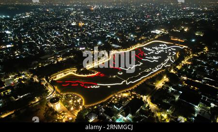 Luftaufnahme der Miniatur Indonesiens Karte, Taman Mini Indonesia Indah, Asien. Jakarta, Indonesien, 2. September 2023 Stockfoto