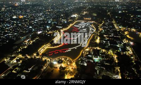 Luftaufnahme der Miniatur Indonesiens Karte, Taman Mini Indonesia Indah, Asien. Jakarta, Indonesien, 2. September 2023 Stockfoto