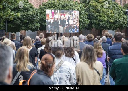 Wommelgem, Belgien. September 2023. Die Abbildung zeigt die Trauerfeier für den belgischen Radfahrer Tijl de Decker in Wommelgem, Samstag, den 2. September 2023. Der 22-jährige Lotto Soudal-Fahrer Tijl de Decker, ein Teil des U23-Teams, starb zwei Tage nach einem Sturz in den hinteren Teil eines Autos während einer Trainingsfahrt. BELGA PHOTO NICOLAS MAETERLINCK Credit: Belga News Agency/Alamy Live News Stockfoto