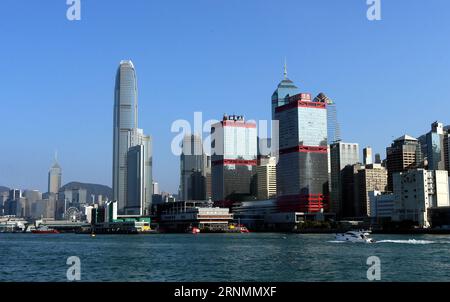 (170604) -- HONGKONG, 4. Juni 2017 -- Foto aufgenommen am 9. Februar 2016 zeigt China Merchants Building in Hong Kong, Südchina. In diesem Jahr jährt sich die Rückkehr Hongkongs ins Mutterland zum 20. Mal. ) (lfj) CHINA-HONG KONG-RETURN ANNIVERSARY-CHINESE ENTERPRISES-INVESTMENT (CN) LixPeng PUBLICATIONxNOTxINxCHN Hong KONG 4. Juni 2017 Foto aufgenommen AM 9. Februar 2016 zeigt China Merchants Building in Hong Kong South China dieses Jahr markiert den 20. Jahrestag der Rückkehr von Hong Kong S ins Mutterland lfj China Hong Kong Return Anniversary Chinese Enterprises Investition CN LixPeng PUBLICATIONxNOTxINxCHN Stockfoto