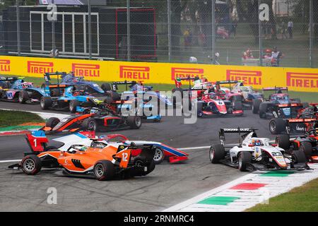 Monza, Italie. September 2023. Start, Abfahrt während der 9. Runde der FIA Formel 3-Meisterschaft 2023 vom 1. Bis 3. September 2023 auf dem Autodromo Nazionale di Monza in Monza, Italien - Foto Eric Alonso/DPPI Credit: DPPI Media/Alamy Live News Stockfoto