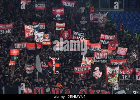 Rom, Latium. September 2023. Milan Fans während des Spiels Der Serie A zwischen Roma und Mailand im Olympiastadion, Italien, 01. September 2023. Quelle: massimo insabato/Alamy Live News Stockfoto