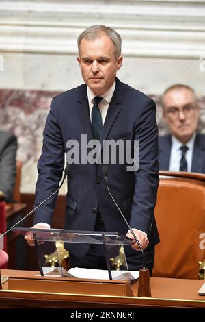 (170628) -- PARIS, 28. Juni 2017 -- der neu gewählte Sprecher der französischen Nationalversammlung Francois de Rugy von La Republique en Marche (Republik in Bewegung oder LREM) hält eine Rede während der Eröffnungssitzung der Nationalversammlung in Paris, Frankreich, am 27. Juni 2017. ) (zw) FRANKREICH-PARIS-NATIONALER VERSAMMLUNGSSPRECHER JackxChan PUBLICATIONxNOTxINxCHN Paris Juni 28 2017 neu gewählter Sprecher der französischen Nationalversammlung Francois de Rugy von La Republique en Marche Republic ON Move oder politische Partei hält eine Rede während der Eröffnungssitzung in der Nationalversammlung in Pari Stockfoto