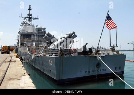 (170711) -- CHENNAI, 11. Juli 2017 () -- Foto vom 10. Juli 2017 zeigt den Raketenkreuzer USS Princeton der US-Marine, der im Hafen von Chennai, südöstlicher indischer Bundesstaat Tamil Nadu, anlegt. Sie wird an der Malabar-Übung teilnehmen, die von den Seestreitkräften Indiens, der Vereinigten Staaten und Japans begleitet wird. (/Stringer)(whw) INDIEN-CHENNAI-GEMEINSAME MARINEÜBUNG Xinhua PUBLICATIONxNOTxINxCHN CHENNAI 11. Juli 2017 Foto aufgenommen AM 10. Juli 2017 zeigt US Navy S Missile Cruiser USS Princeton Docking im Hafen von Chennai südöstlicher indischer Staat Tamil Nadu ES wird an der Malabar-ÜBUNG teilnehmen, die von der navi begleitet wird Stockfoto