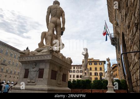 Italienische Statue, Statue von Florenz, Herkules, Cacus, Rathaus von Florenz, Kunstmuseum Florenz, Palazzo Vecchio, Piazza della Signoria, Florenz, Toskana r Stockfoto
