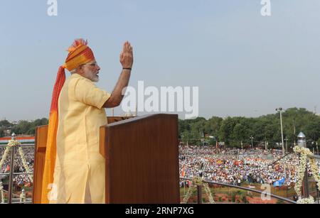 (170815) -- NEU DELHI, 15. August 2017 -- der indische Premierminister Narendra Modi spricht aus dem berühmten Roten Fort anlässlich des Unabhängigkeitstages in Neu-Delhi, Indien, 15. August 2017. )(yk) INDIEN-NEU DELHI-PM-UNABHÄNGIGKEITSTAG ParthaxSarkar PUBLICATIONxNOTxINxCHN 170815 Neu-Delhi 15. August 2017 Indische Premierminister Narendra Modes spricht aus dem ikonischen Roten Fortschritt anlässlich des Unabhängigkeitstages in Neu-Delhi Indien 15. August 2017 YK Indien Neu-Delhi PM UNABHÄNGIGKEITSTAG Rede ParthaxSarkar PUICATIONxCHINxCHN Stockfoto