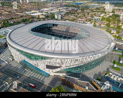 London. Vereinigtes Königreich. Luftbild des Tottenham Hotspur Stadions. August 2023. Stockfoto