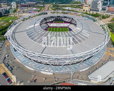 West Ham, London. Vereinigtes Königreich. 15/2023 Luftbild des London Stadium. Auch bekannt als Elizabeth Olympic Park Stadium, Heimstadion des West Ham FC. Stockfoto