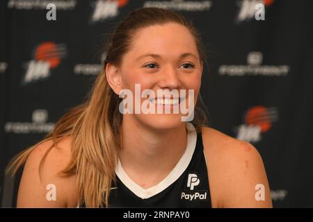 31. August 2023: Ashley Joens (23) spricht mit den Medien nach einem WNBA-Spiel zwischen dem Phoenix Mercury und der Connecticut Sun in der Mohegan Sun Arena in Uncasville, Connecticut. Erica Denhoff/CSM Stockfoto