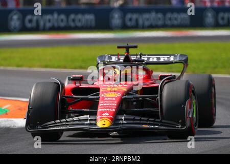 Charles Leclerc (MON) Ferrari SF-23 während des freien Trainings am Samstag, 2. September 2023 FORMEL 1 PIRELLI GRAN PREMIO D’ITALIA 2023 – 1. September bis 3. September Stockfoto