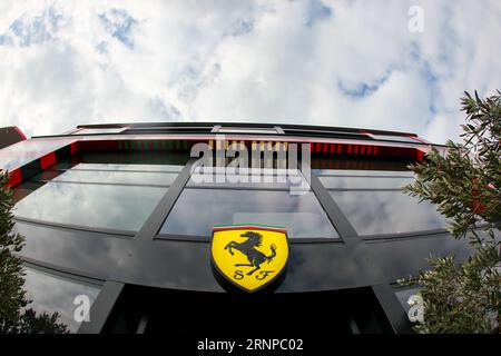 Scuderia Ferrari Hospitalityi während des freien Trainings am Samstag, 2. September 2023 FORMEL 1 PIRELLI GRAN PREMIO D’ITALIA 2023 - 1. September bis 3. September Monza Stockfoto