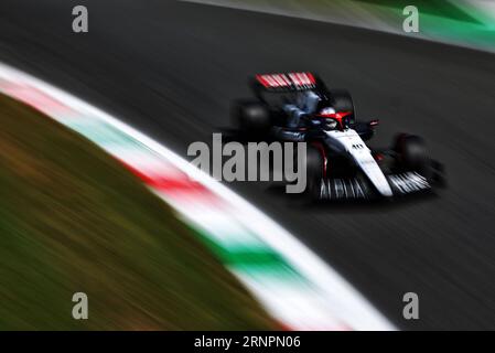 Monza, Italien. September 2023. Liam Lawson (NZL) AlphaTauri AT04. Formel-1-Weltmeisterschaft, großer Preis von Italien, Rd 15, Samstag, 2. September 2023. Monza Italien. Quelle: James Moy/Alamy Live News Stockfoto