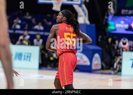 Manila, Philippinen. September 2023. Kendrick Perry aus Montenegro wurde in der zweiten Runde der FIBA Basketball-Weltmeisterschaft 2023 zwischen den Vereinigten Staaten und Montenegro in der Mall of Asia Arena-Manila in Aktion gesehen. Endstand: Vereinigte Staaten 85:73 Montenegro. (Foto: Nicholas Muller/SOPA Images/SIPA USA) Credit: SIPA USA/Alamy Live News Stockfoto