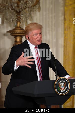 (170907) -- WASHINGTON, 7. September 2017 -- US-Präsident Donald Trump spricht auf einer gemeinsamen Pressekonferenz mit einem Besuch von Amir Sheikh Sabah Al-Ahmed Al-Jaber Al-Sabah (nicht im Bild) im Weißen Haus in Washington D.C., USA, am 7. September 2017. Trump sagte am Donnerstag, dass er bereit sei, einen anhaltenden Streit zwischen Katar und anderen Ländern des Nahen Ostens zu vermitteln. ) US-WASHINGTON D.C.-PRÄSIDENT DONALD TRUMP-KATAR-DIPLOMATISCHER STREIT YINXBOGU PUBLICATIONXNOTXINXCHN Stockfoto