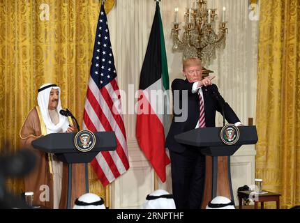 (170907) -- WASHINGTON, 7. September 2017 -- US-Präsident Donald Trump (R) nimmt am 7. September 2017 an einer gemeinsamen Pressekonferenz mit einem Besuch des kuwaitischen Amir Sheikh Sabah Al-Ahmed Al-Jaber Al-Sabah im Weißen Haus in Washington D.C. in den Vereinigten Staaten Teil. Trump sagte am Donnerstag, dass er bereit sei, einen anhaltenden Streit zwischen Katar und anderen Ländern des Nahen Ostens zu vermitteln. ) US-WASHINGTON D.C.-PRÄSIDENT DONALD TRUMP-KATAR-DIPLOMATISCHER STREIT YINXBOGU PUBLICATIONXNOTXINXCHN Stockfoto