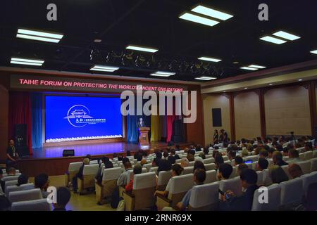 (170920) -- PEKING, 20. September 2017 -- Teilnehmer nehmen an der Eröffnungszeremonie des Taihe-Forums zum Schutz der alten Zivilisationen der Welt im Palastmuseum in Peking, Hauptstadt Chinas, 20. September 2017 Teil. ) (wyo) CHINA-BEIJING-PALACE MUSEUM-FORUM-CIVILIZATION PROTECTION (CN) JinxLiangkuai PUBLICATIONxNOTxINxCHN Stockfoto