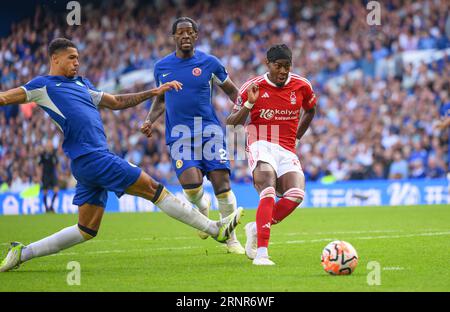 London, Großbritannien. September 2023. 02. September 2023 - Chelsea gegen Nottingham Forest - Premier League - Stamford Bridge Anthony Elanga erzielt für Nottingham Forest Ergebnisse während des Spiels in der Premier League in Stamford Bridge. Picture Credit: Mark Pain/Alamy Live News Stockfoto