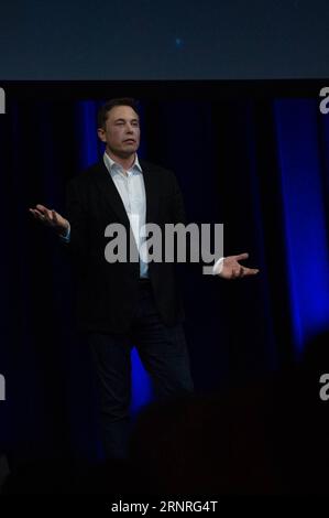 (170929) -- ADELAIDE, 29. September 2017 -- Elon Musk, Chief Executive Officer (CEO) der Space Exploration Technologies Corporation (SpaceX), spricht am letzten Tag des 68. Internationalen Astronautischen Kongresses (IAC) in Adelaide, Australien, am 29. September 2017. SpaceX hat seine Pläne vorgestellt, Menschen bereits 2024 in Australien auf den Mars zu bringen. (zf) AUSTRALIA-ADELAIDE-SPACEX-ELON MUSK XuxHaijing PUBLICATIONxNOTxINxCHN Stockfoto