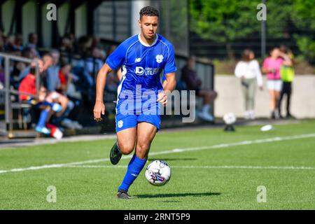 Swansea, Wales. 2. September 2023. Alyas Debono aus Cardiff City während des Spiels der U18 Professional Development League Cup zwischen Swansea City und Cardiff City an der Swansea City Academy in Swansea, Wales, UK am 2. September 2023. Quelle: Duncan Thomas/Majestic Media/Alamy Live News. Stockfoto