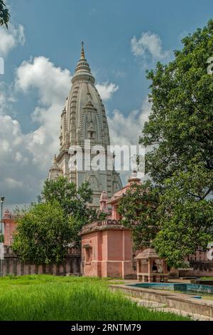 10 4 2005 Vintage Shri Kashi Vishwanath Temple, BHU,Benaras, Varanasi, Uttar Pradesh, Indien, Asien Stockfoto