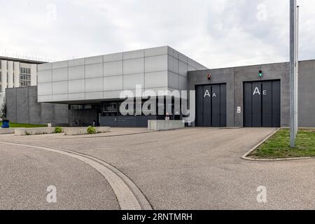 Stammheimer Gefängnis, JVA, Außenansicht des Hochsicherheitsgefängnisses mit Gefängnismauer, Stuttgart, Baden-Württemberg, Deutschland Stockfoto