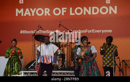 London, Großbritannien. September 2023. Alogte Oho und seine Sounds of Joy treten während Black on the Square 2023 auf, einem Event, das die Kultur und Kreativität von Black feiert. Quelle: Vuk Valcic/Alamy Live News Stockfoto