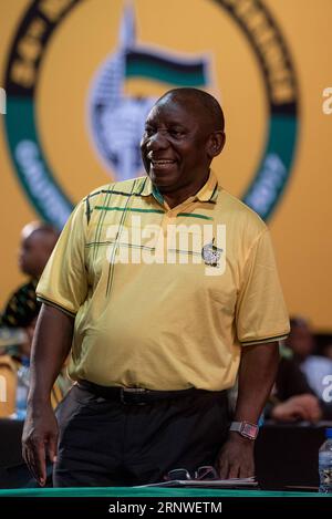 (171217) -- JOHANNESBURG, 17. Dezember 2017 -- der stellvertretende Präsident Cyril Ramaphosa nimmt am 16. Dezember 2017 an der Konferenz in Johannesburg, Südafrika, Teil. Der 54. Nationale Kongress des südafrikanischen Nationalkongresses (ANC) begann am Samstag in Johannesburg mit einem Aufruf zur Einheit. Die Konferenz soll den Parteivorsitzenden, den Vorsitzenden, den Generalsekretär und andere Parteiführer wählen. David Naicker)(yk) SÜDAFRIKA-JOHANNESBURG-ANC-KONFERENZ DavexNaicker PUBLICATIONxNOTxINxCHN Stockfoto