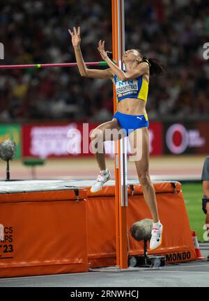 Iryna Geraschtschenko aus der Ukraine nimmt am neunten Tag an den Leichtathletik-Weltmeisterschaften im National Athletics Cent im Hochspringfinale der Frauen Teil Stockfoto