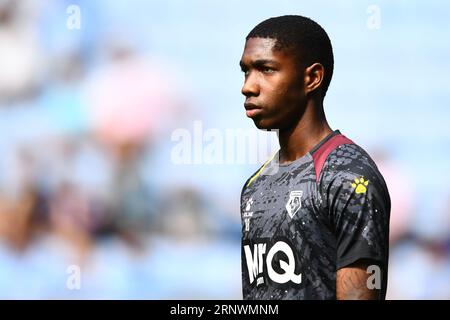 Yaser Asprilla (18 Watford) warm-up während des Sky Bet Championship Matches zwischen Coventry City und Watford in der Coventry Building Society Arena, Coventry am Samstag, 2. September 2023. (Foto: Kevin Hodgson | MI News) Credit: MI News & Sport /Alamy Live News Stockfoto