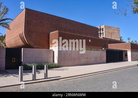 Marrakesch, Marokko - 24. Februar 2023: Außenansicht des Yves Saint Laurent Museums in Marrakesch Stockfoto