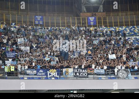 Neapel, Italien. September 2023. Lazio-Fans während der Serie A zwischen SSC Napoli vs SS Lazio im Diego Armando Maradona Stadium Credit: Independent Photo Agency/Alamy Live News Stockfoto