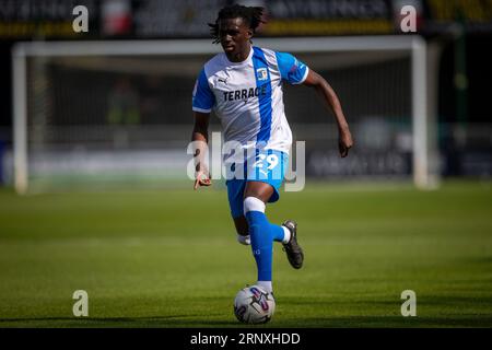 Barrows Junior Tiensia während des Spiels der Sky Bet League 2 zwischen Harrogate Town und Barrow in der Wetherby Road, Harrogate am Samstag, den 2. September 2023. (Foto: Mark Fletcher | MI News) Credit: MI News & Sport /Alamy Live News Stockfoto