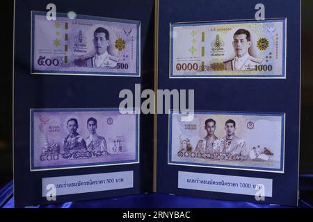 (180308) -- BANGKOK, 8. März 2018 -- die Banknoten der Serie 17 werden auf einer Pressekonferenz der Bank of Thailand in Bangkok, Thailand, am 8. März 2018 vorgestellt. Thailand wird ab dem nächsten Monat brandneue Banknoten mit einem Porträt des neuen Königs Rama X auf der Vorderseite der Baht-Rechnungen verwenden. Bank of Thailand) (zy) THAILAND-BANGKOK-NEUE BANKNOTEN-KÖNIG RAMA X RachenxSageamsak PUBLICATIONxNOTxINxCHN Stockfoto