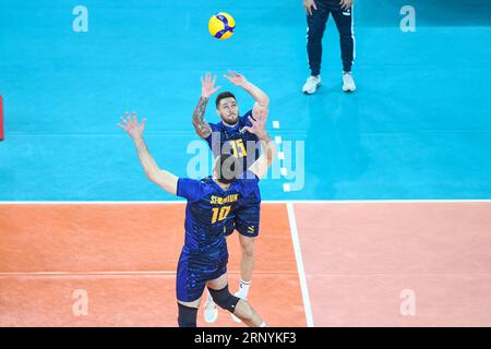 Vitaliy Schtschytkov, Jurii Semeniuk (Ukraine). Volleyball-Weltmeisterschaft 2022. Stockfoto