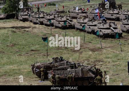 (180501) -- GOLANHÖHEN, 1. Mai 2018 -- israelische Truppen nehmen an einer militärischen Übung in den von Israel annektierten Golanhöhen Teil, 1. Mai 2018. Die israelischen Streitkräfte (IDF) sagten, dass die Übung im Voraus als Teil der jährlichen Trainingsübung geplant war und die Fähigkeit und Bereitschaft der Streitkräfte erhalten sollte. - JINI) MIDEAST-GOLAN HÖHENBOHRER AYALXMARGOLIN PUBLICATIONXNOTXINXCHN Stockfoto