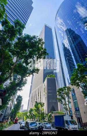 Bürogebäude in Wolkenkratzern rund um das CBD Downtown Core in Singapur Stockfoto