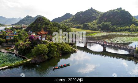 (180527) -- QIUBEI, 27. Mai 2018 -- Foto aufgenommen am 26. Mai 2017 zeigt eine Luftaufnahme des Puzhehei State Sumpfparks im Qiubei County, Südwestchinesische Provinz Yunnan. ) (wyl) CHINA-YUNNAN-PUZHEHEI-FEUCHTGEBIETSLANDSCHAFT(CN) HuxChao PUBLICATIONxNOTxINxCHN Stockfoto