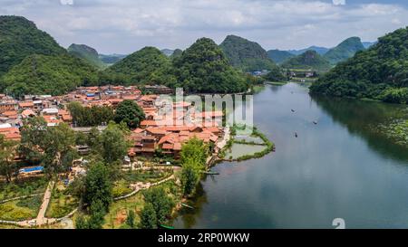 (180527) -- QIUBEI, 27. Mai 2018 -- Foto aufgenommen am 26. Mai 2017 zeigt eine Luftaufnahme des Puzhehei State Sumpfparks im Qiubei County, Südwestchinesische Provinz Yunnan. ) (wyl) CHINA-YUNNAN-PUZHEHEI-FEUCHTGEBIETSLANDSCHAFT(CN) HuxChao PUBLICATIONxNOTxINxCHN Stockfoto