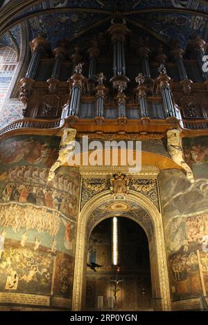 Im Inneren der Kathedrale Sainte-Cécile in Albi, Frankreich Stockfoto