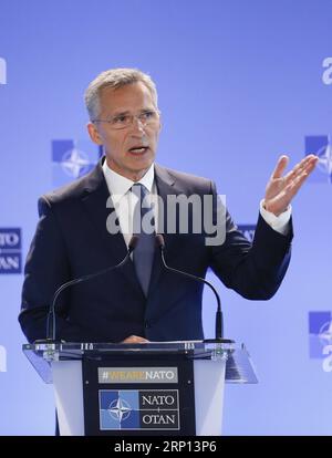 (180607) -- BRÜSSEL, 7. Juni 2018 -- NATO-Generalsekretär Jens Stoltenberg spricht vor einer Pressekonferenz vor einem Treffen der NATO-Verteidigungsminister am 7. Juni 2018 in seinem Hauptquartier in Brüssel, Belgien. ) (lrz) BELGIEN-BRÜSSEL-NATO-VERTEIDIGUNGSMINISTER-TREFFEN YexPingfan PUBLICATIONxNOTxINxCHN Stockfoto