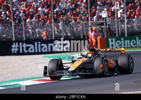 Monza, Italien. September 2023. Oscar PiNGvon McLaren auf der Rennstrecke während der Qualifikation für den F1 Grand Prix von Italien beim Autodromo Nazionale am 2. September 2023 in Monza, Italien. Dank: Marco Canoniero/Alamy Live News Stockfoto