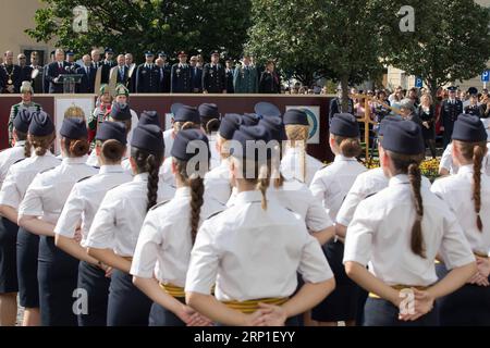 (180701) -- BUDAPEST, 1. Juli 2018 -- ungarischer Premierminister Viktor Orban spricht bei der Abschlussfeier der Nationalen Universität für öffentlichen Dienst in Budapest, Ungarn, 30. Juni 2018. )(yg) UNGARN-BUDAPEST-PM-ABSCHLUSSFEIER AttilaxVolgyi PUBLICATIONxNOTxINxCHN Stockfoto