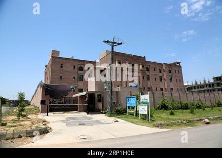 (180706) -- ISLAMABAD, 6. Juli 2018 -- Foto vom 6. Juli 2018 zeigt den Bau eines Gerichts in Islamabad, der Hauptstadt Pakistans, am 6. Juli 2018. Ein Gericht in Pakistan verurteilte am Freitag den ehemaligen Premierminister Nawaz Sharif in einem Korruptionsfall zu 10 Jahren Haft. ) (wtc) PAKISTAN-ISLAMABAD-EX-PM-NAWAZ SHARIF-CORRUPTION-CASE AhmadxKamal PUBLICATIONxNOTxINxCHN Stockfoto