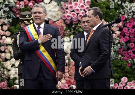 (180808) -- BOGOTA, 8. August 2018 -- kolumbianischer Präsident Ivan Duque (Front L) nimmt am 7. August 2018 an seiner Vereidigung auf dem Bolivar-Platz in Bogota, der Hauptstadt Kolumbiens, Teil. ) (lrz) KOLUMBIEN-BOGOTA-VEREIDIGUNGSZEREMONIE DES PRÄSIDENTEN JhonxPaz PUBLICATIONxNOTxINxCHN Stockfoto