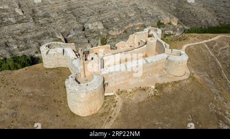 Blick auf das wunderschöne Schloss von Berlanga de Duero in der Provinz Soria, Spanien Stockfoto