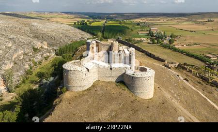 Blick auf das wunderschöne Schloss von Berlanga de Duero in der Provinz Soria, Spanien Stockfoto