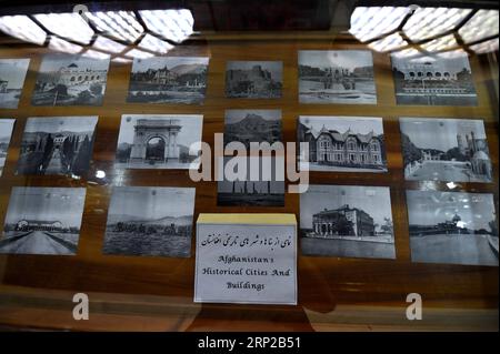 (180828) -- KABUL, 28. August 2018 -- Aktenfotos sind im Afghanistan National Archives in Kabul, Afghanistan, 25. August 2018 zu sehen. ZU DIESEM Thema: Afghanistan's National Archives fördern kulturelle, historische Beziehungen zu China ) (gj) AFGHANISTAN-KABUL-NATIONAL ARCHIVES DaixHe PUBLICATIONxNOTxINxCHN Stockfoto