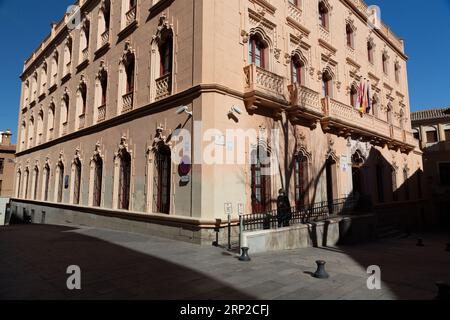 Toledo, Spanien-FEB 17, 2022: Außenansicht des Antiguo Hotel Castilla in Toledo, Spanien. Stockfoto